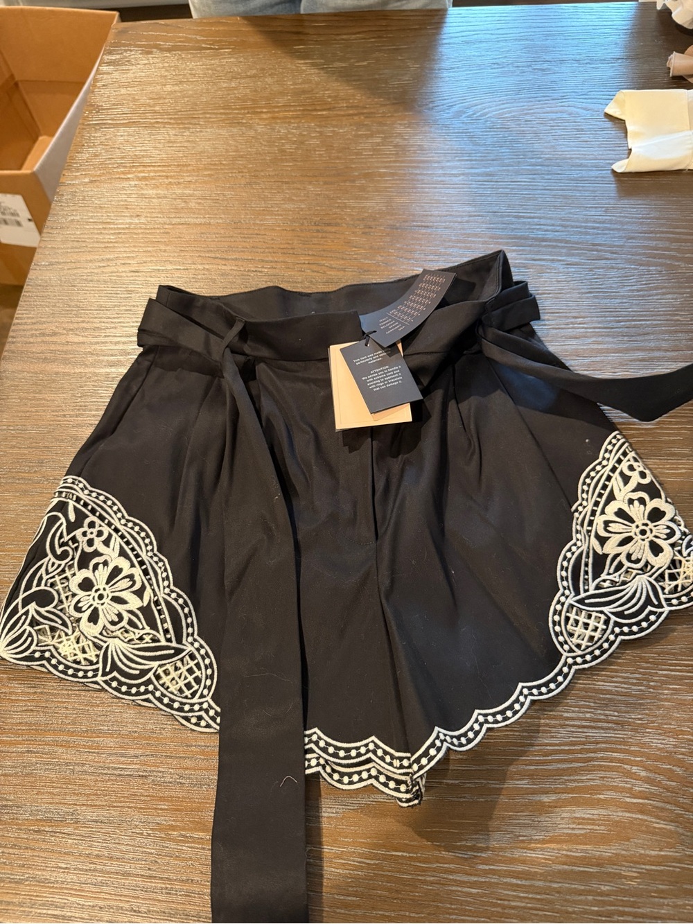 Twin-Set Black High-Waist Shorts with White Embroidered Hem